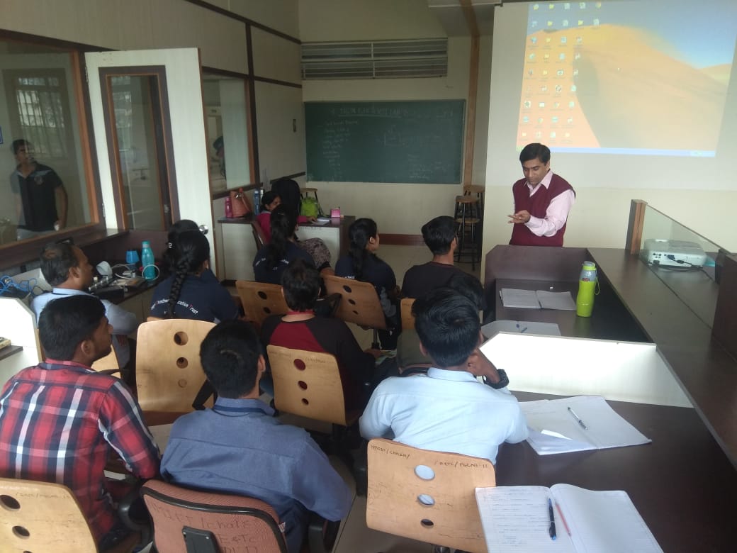 Workshop on VLSI Design  and Technology, Nigdi E&TC Department of NMIET 2