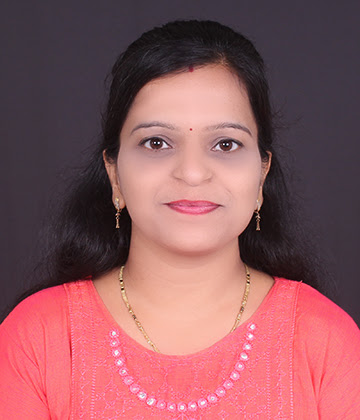 Lab Assistant Komal Sagar Salunkhe