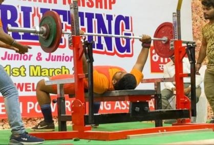 powerlifting-competition-1